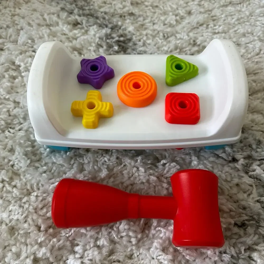 Fisher-Price Tap & Turn Bench hammer toy
